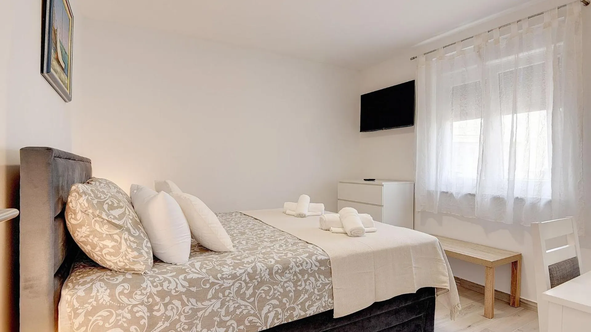 Spacious Home With Large Roof Terrace Medulin 0*,  Croatia